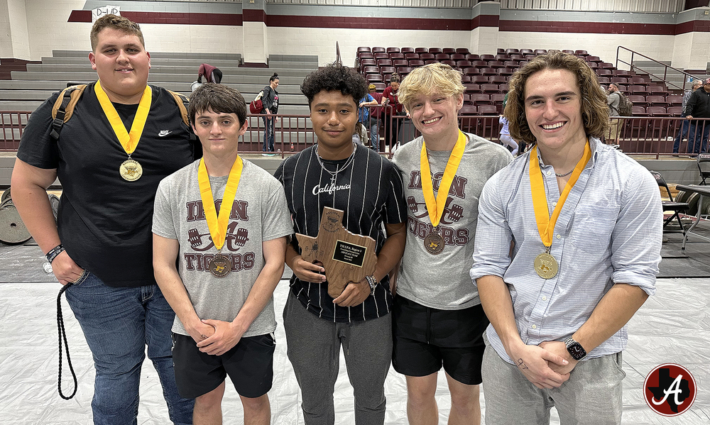 Arp H.S. boys powerlifting at regional meet